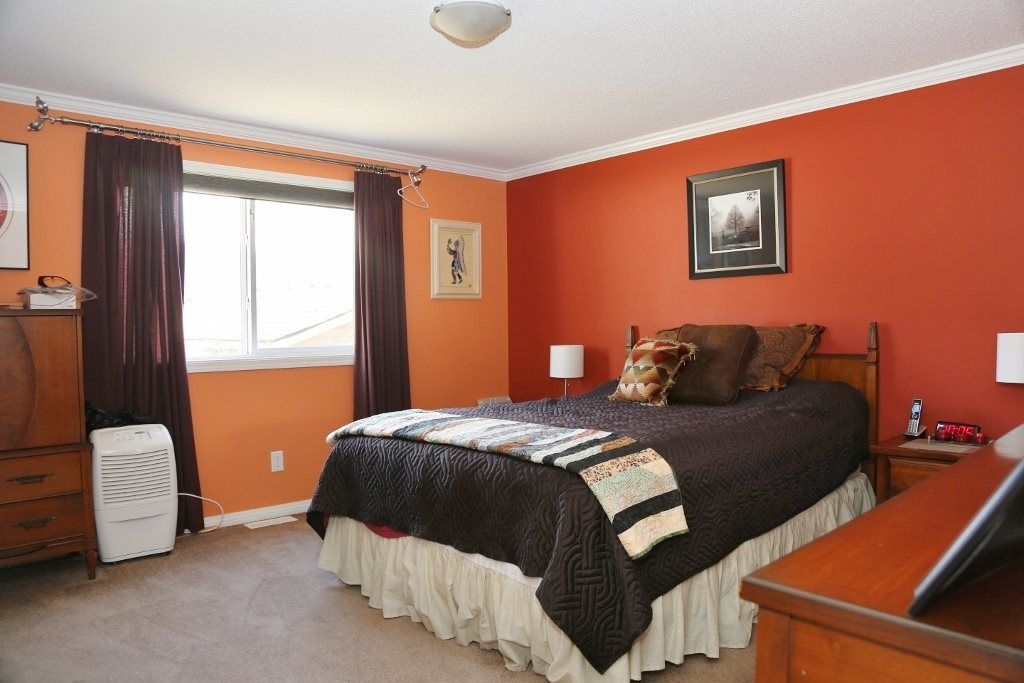 listing image 1103015892867273631