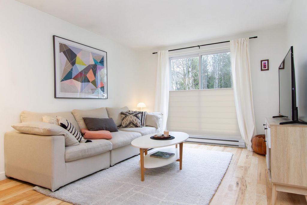 listing image 1103783955994636630
