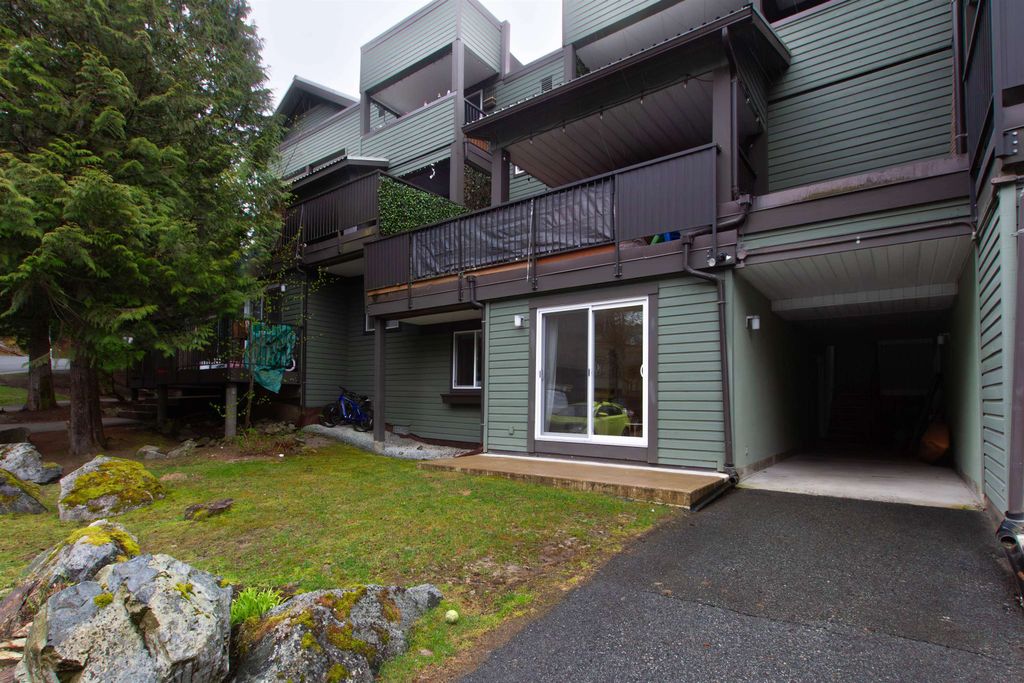listing image 1104889399203242690