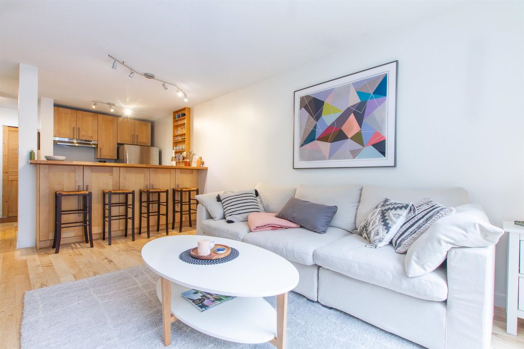 listing image 1107912077020854459