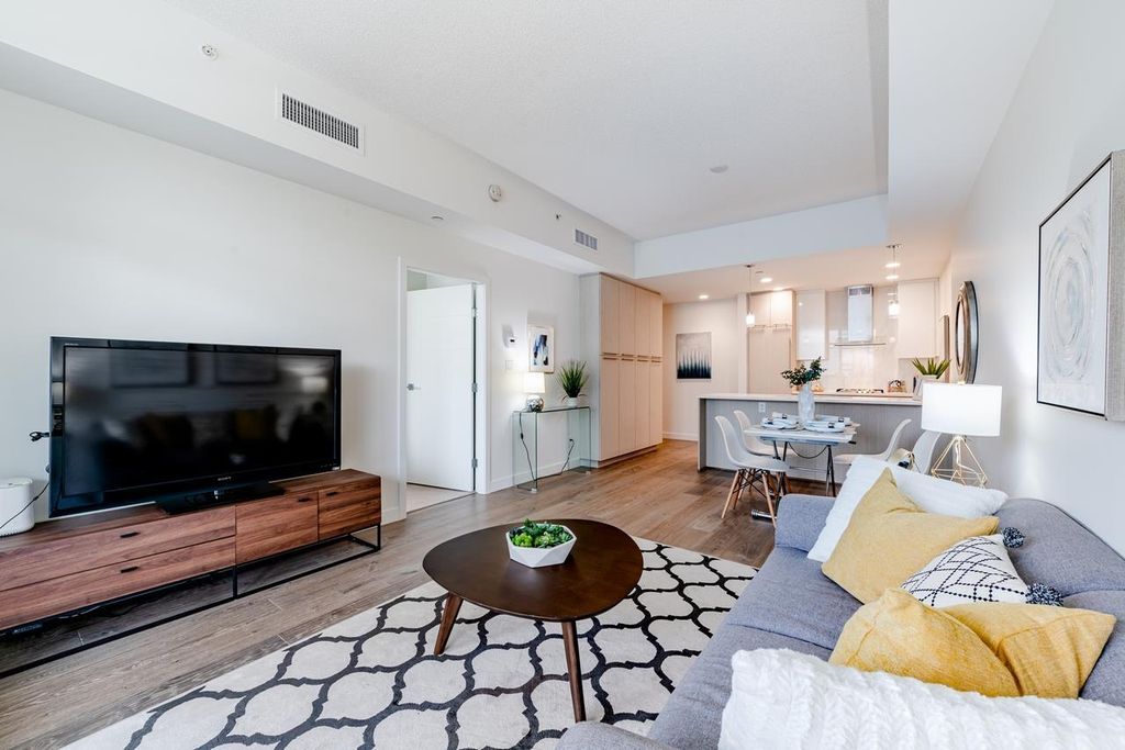 listing image 1108936801974582062