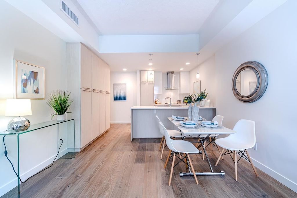 listing image 1100855309588138738