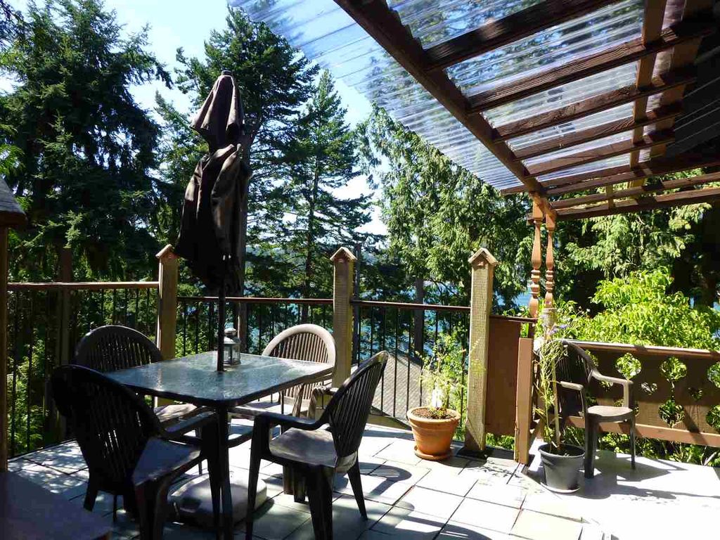 listing image 1107335202311164193
