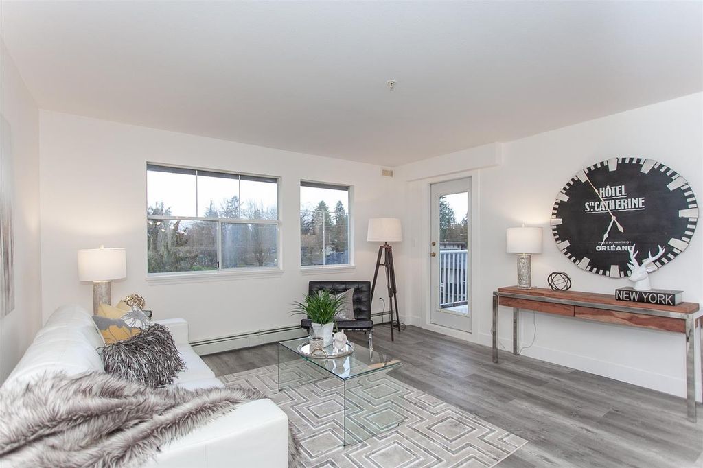 listing image 1109937387549487512