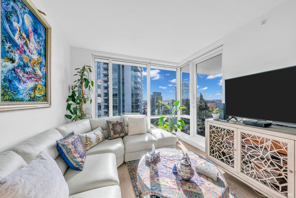 listing image 1106970248027275873