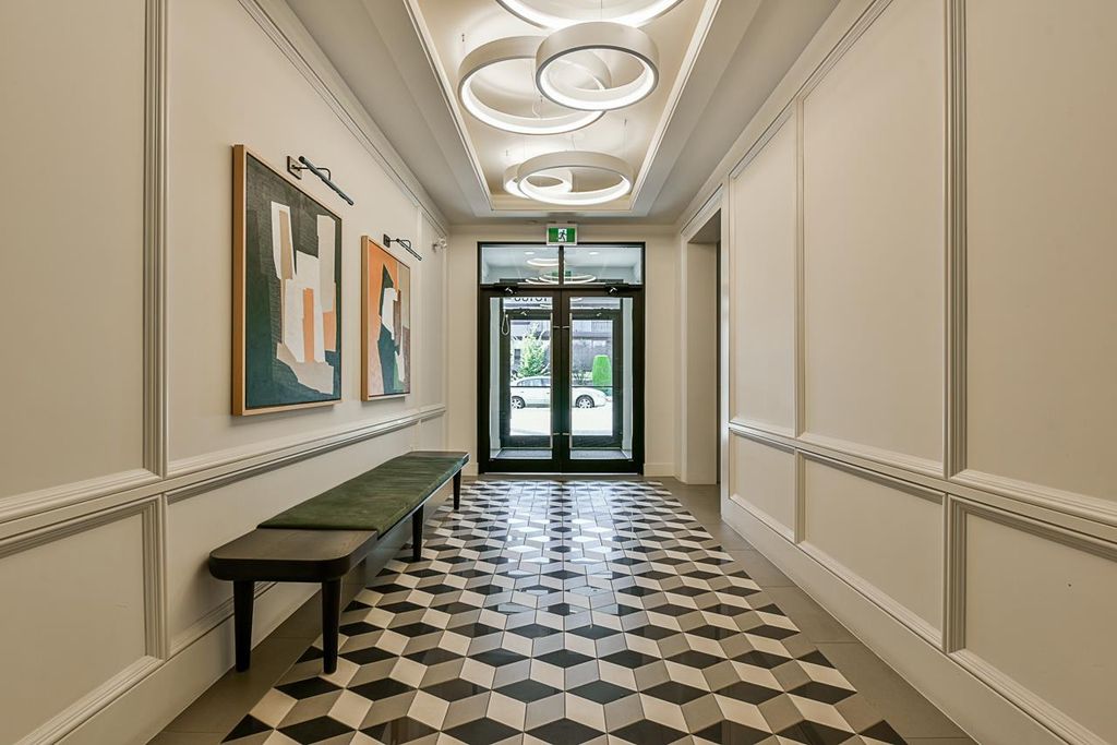 listing image 1101016321051232856