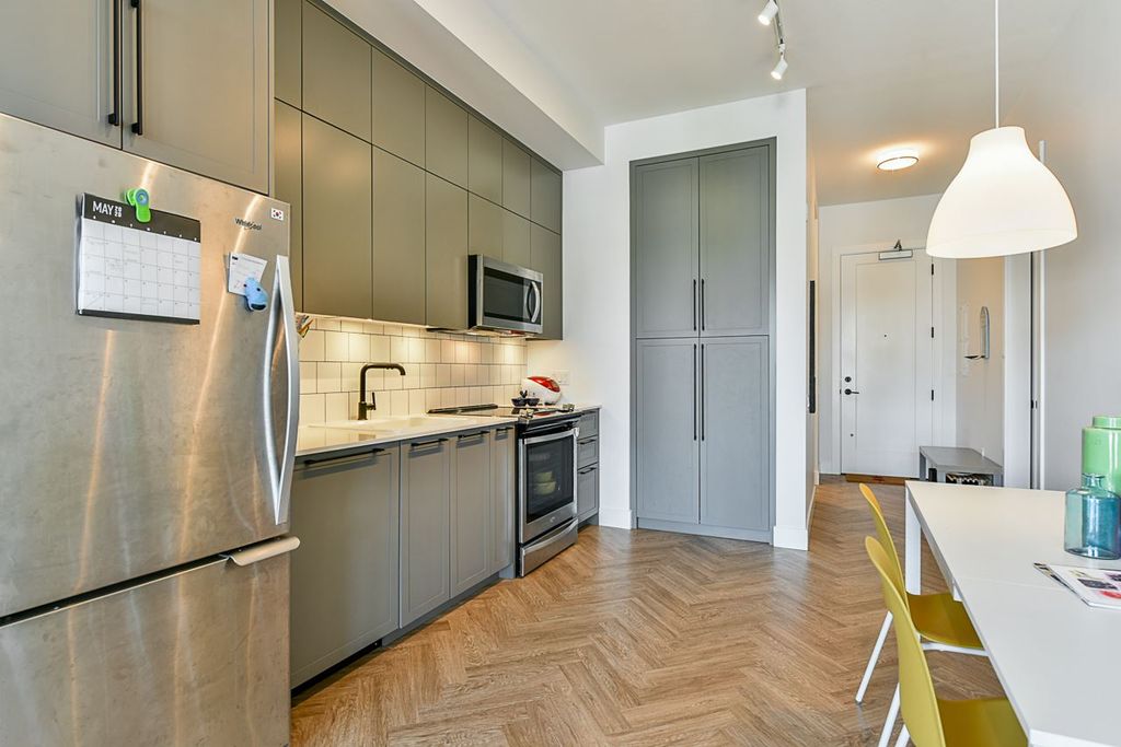 listing image 1108049130782662228