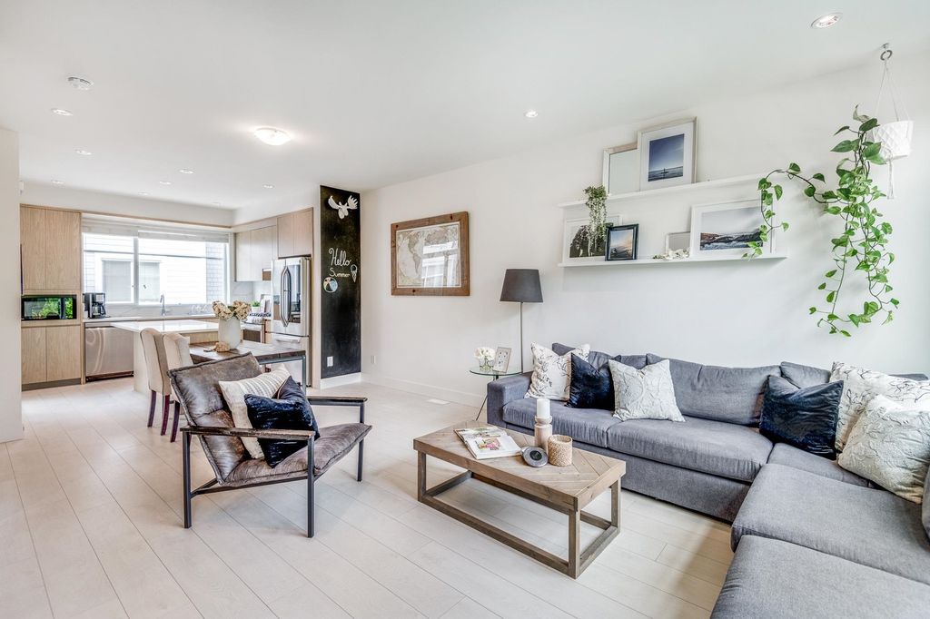 listing image 1109284452242071934