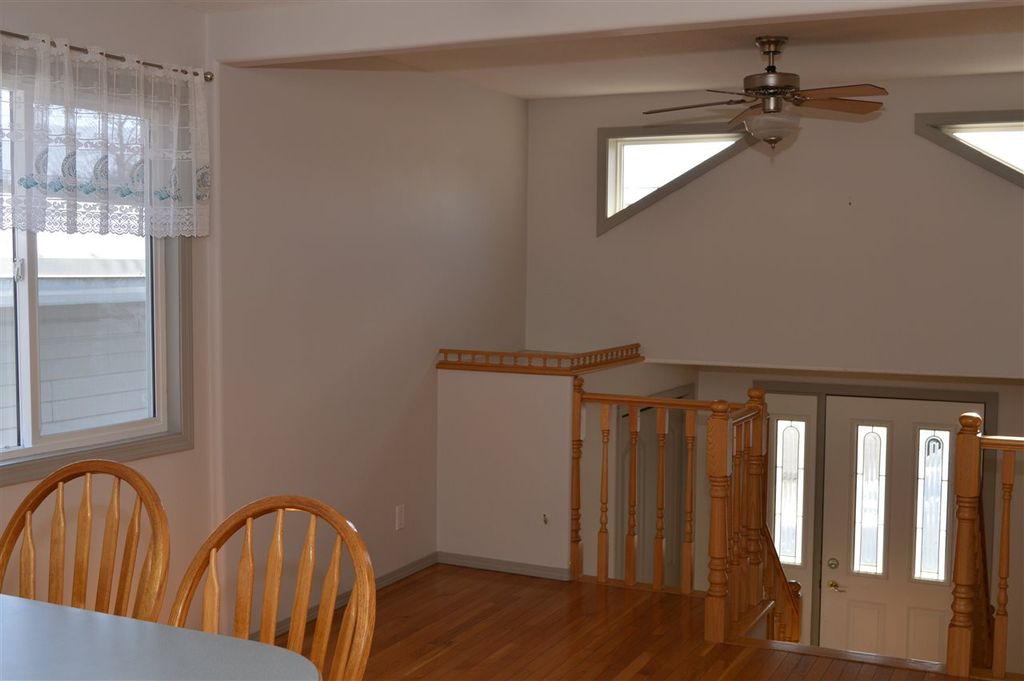 listing image 1104257636025956620