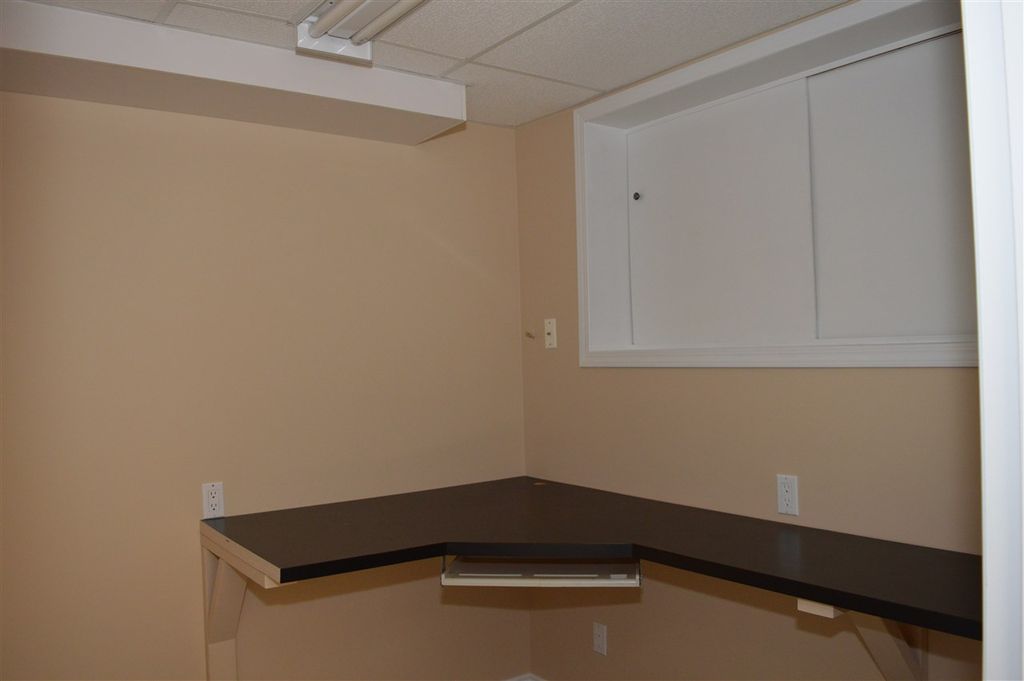 listing image 1109989432952701787
