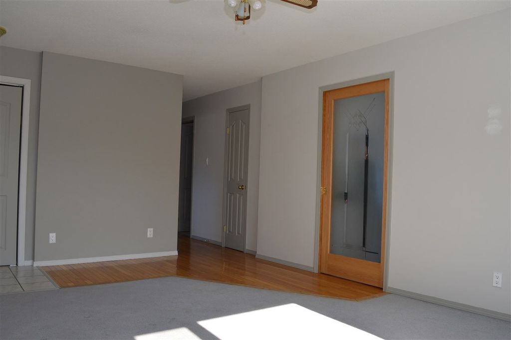 listing image 1106835420584394207