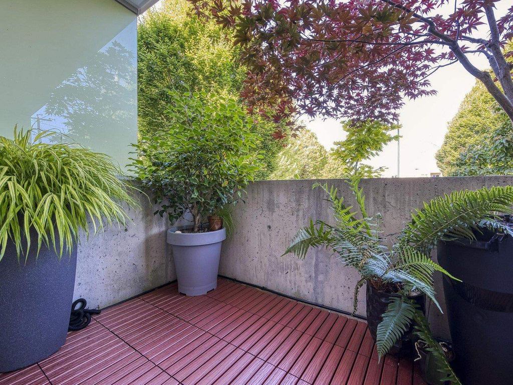 listing image 1102783400884607063