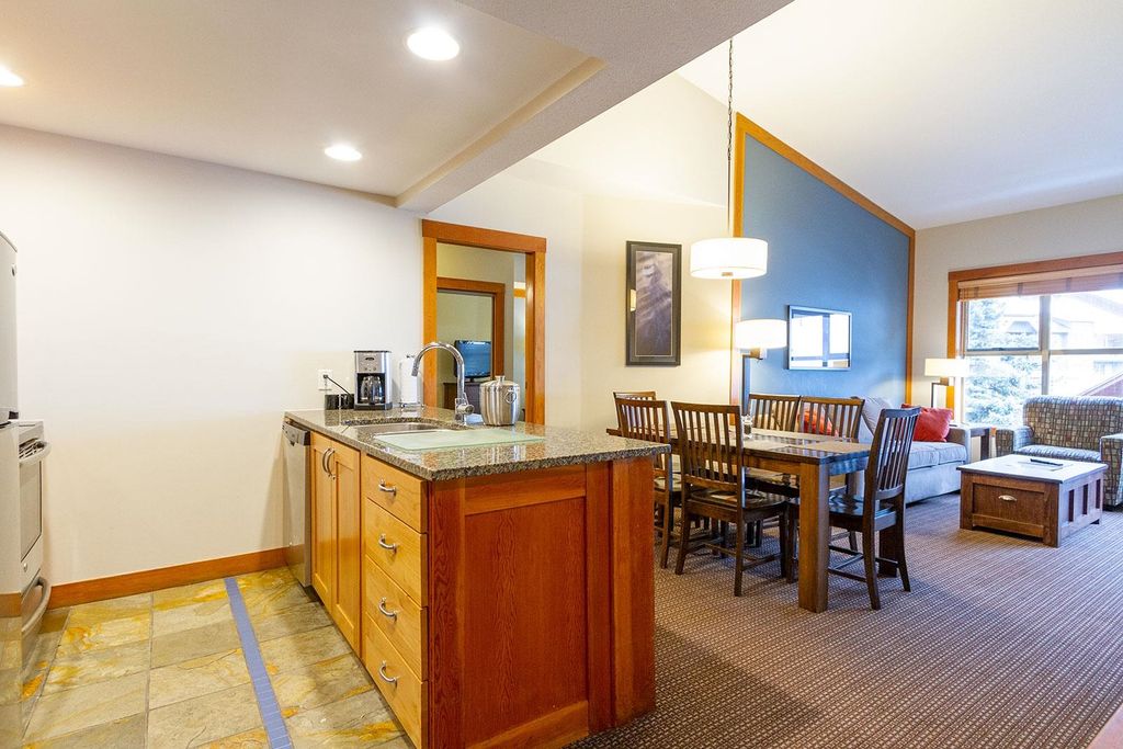 listing image 1101348411042249106