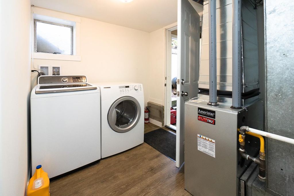 listing image 1109278107999350164