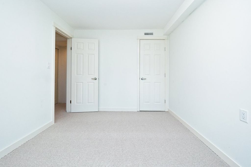 listing image 1105189157594249202