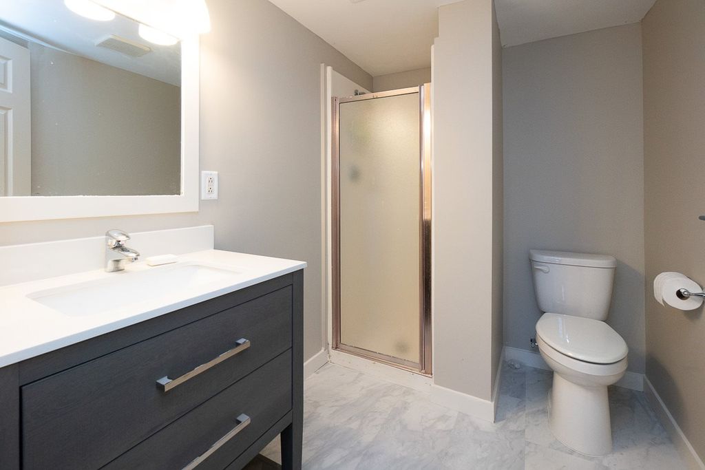 listing image 1104205230015496821