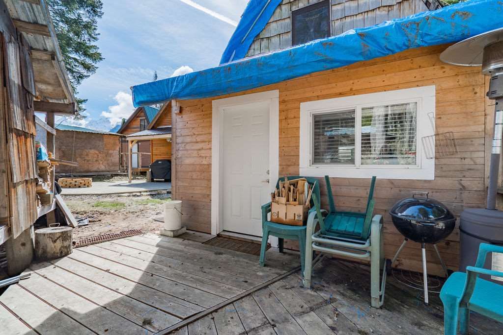 listing image 1107629739530634721