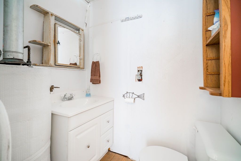 listing image 1101554590572587495