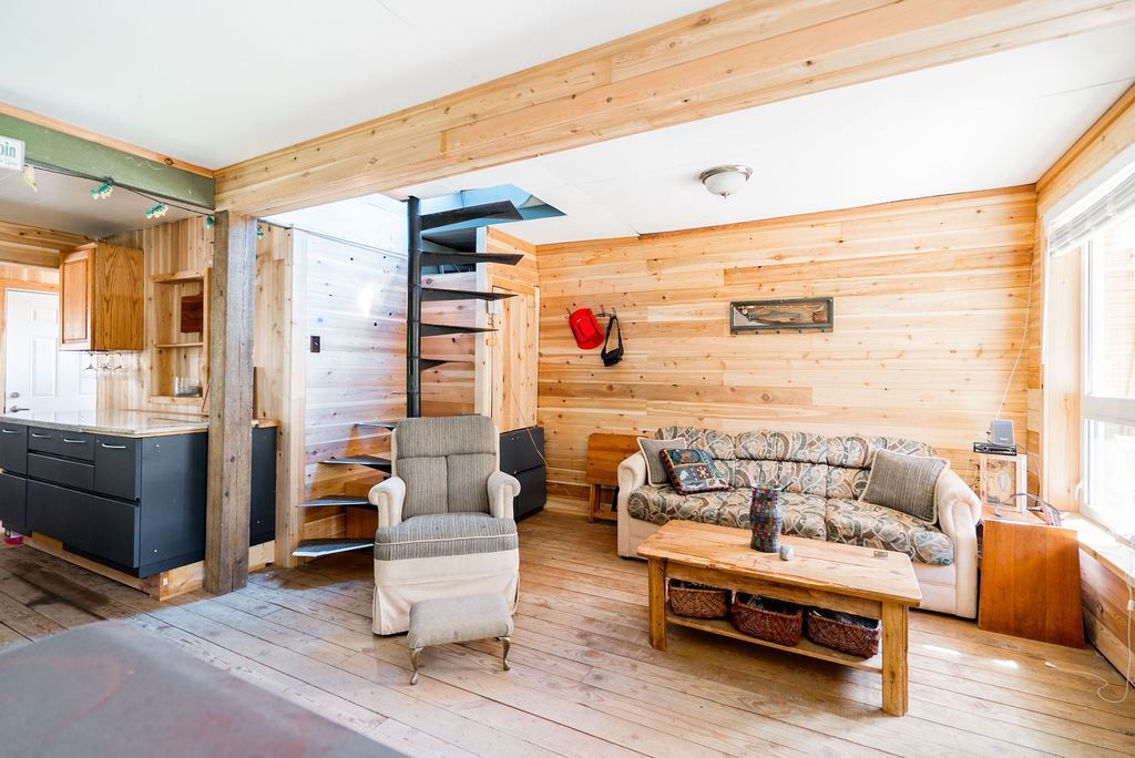 listing image 1107040796559779210