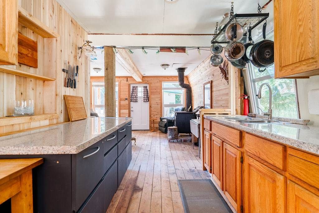 listing image 1105785236552336654