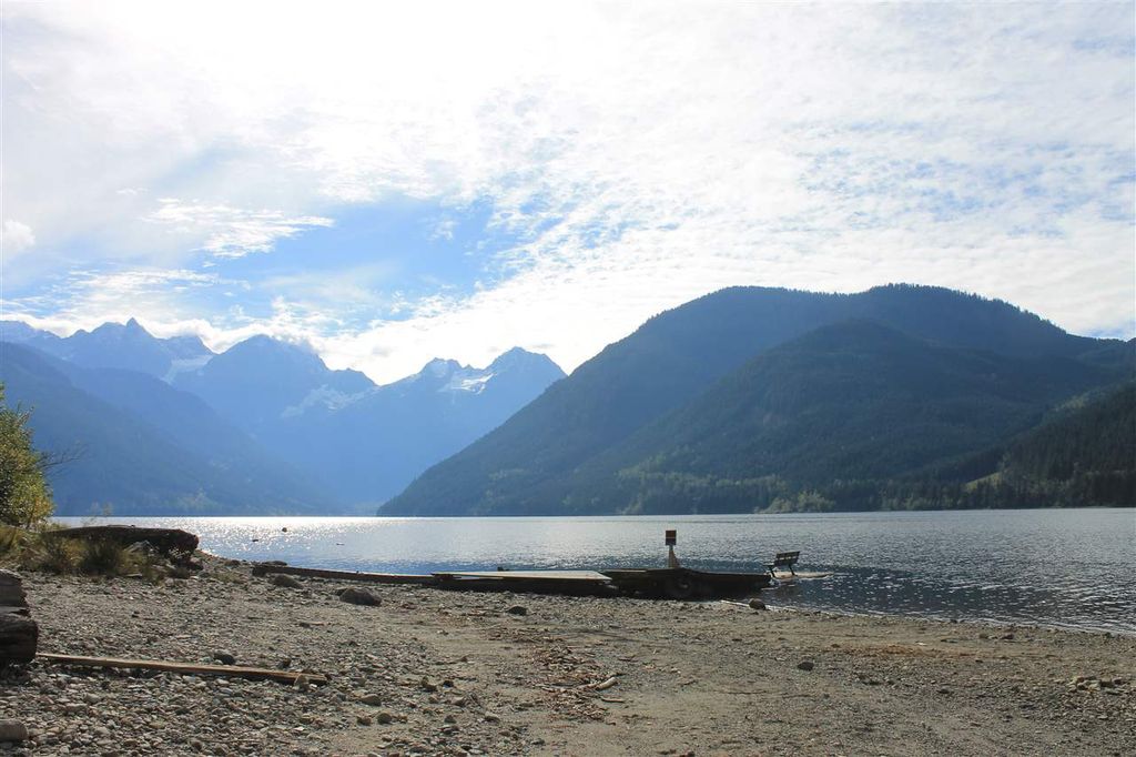 listing image 1100901535935343039