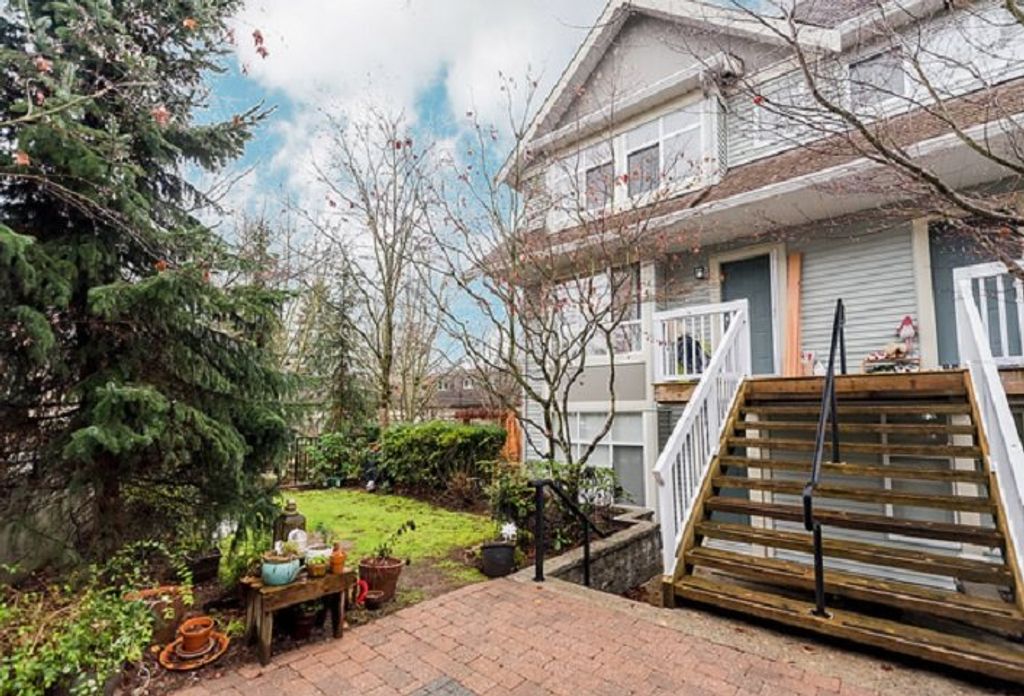 listing image 1106502199788359002