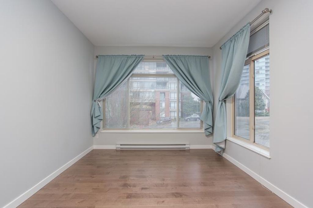 listing image 1103907731955433983