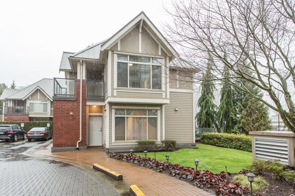 listing image 1109854626218087113