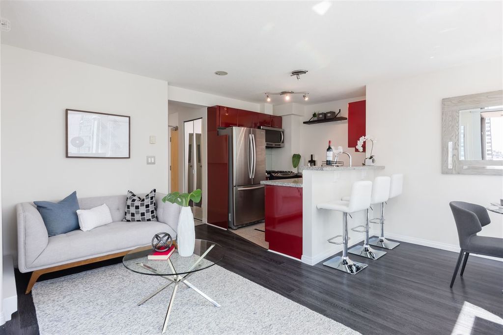 listing image 1105916801493585339