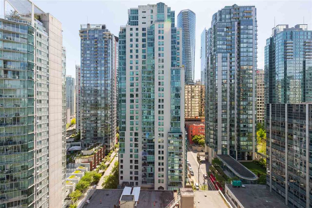 listing image 1105397934884965879