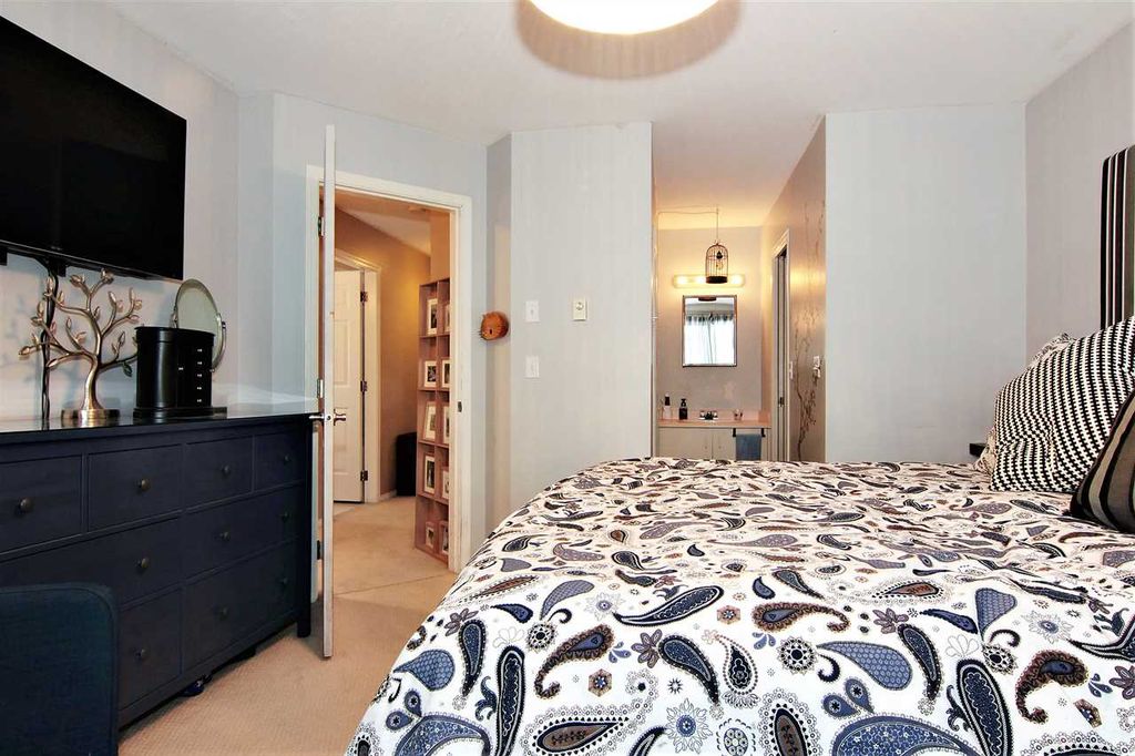 listing image 1108363428376303353