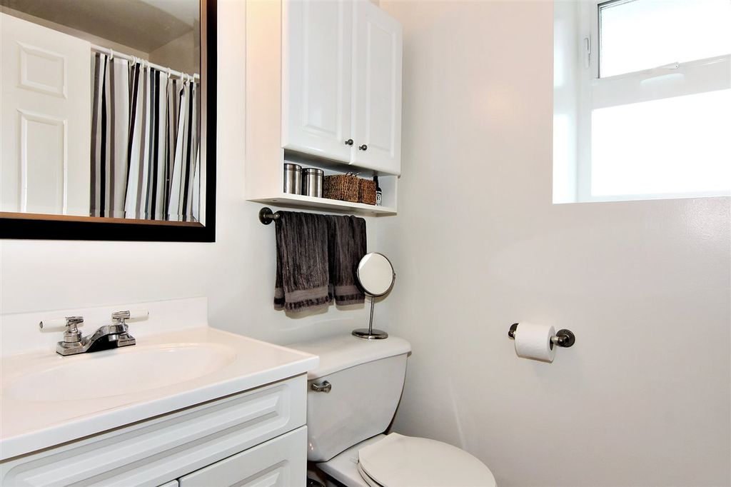 listing image 1108242858118200913