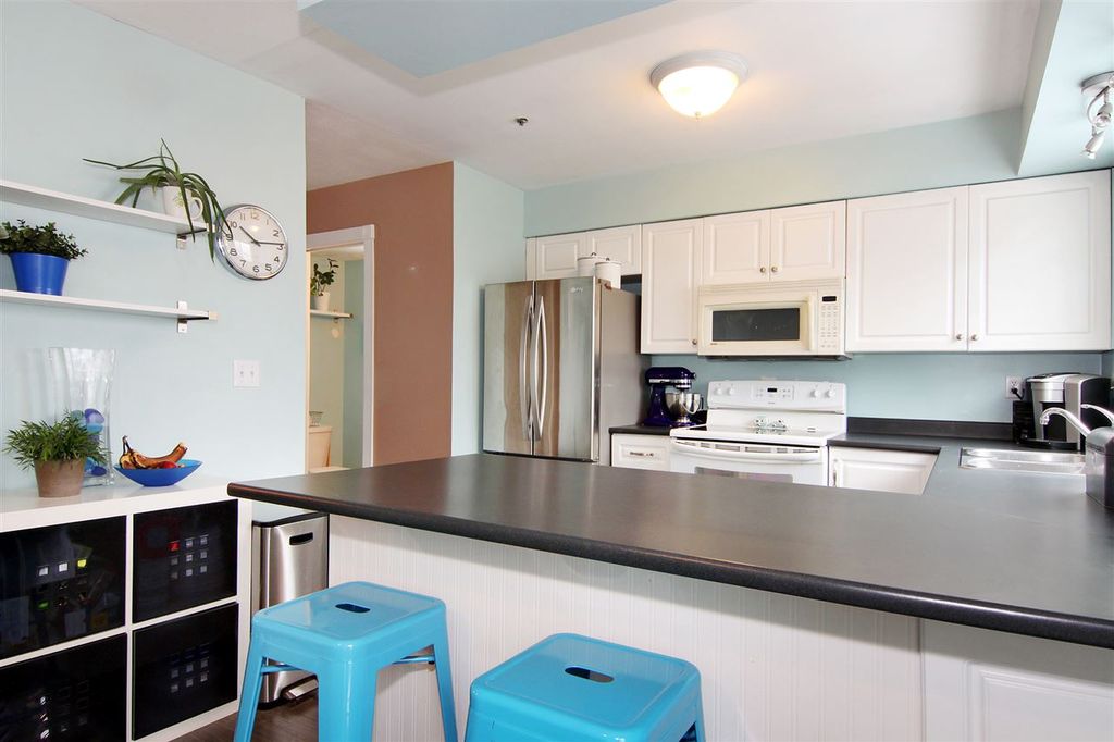 listing image 1102804117335823760