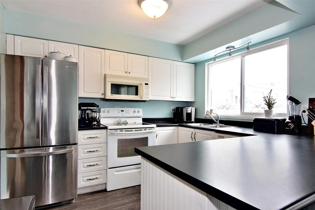 listing image 1108876162447168842