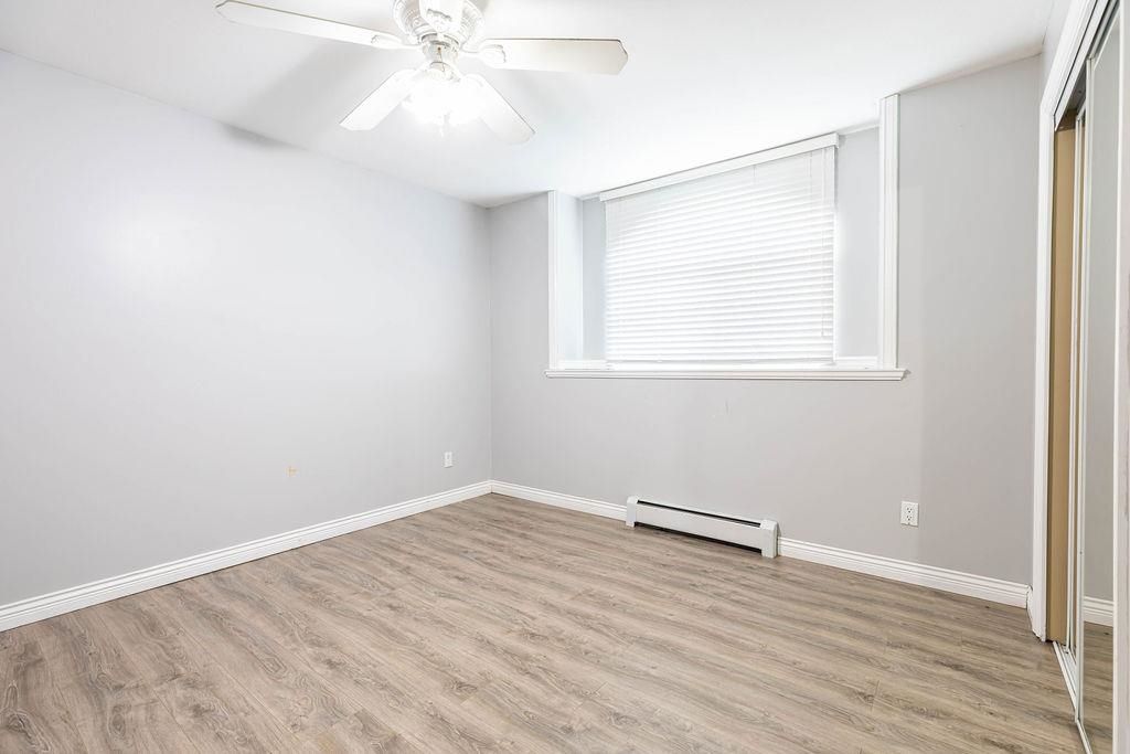 listing image 1100684411470134960