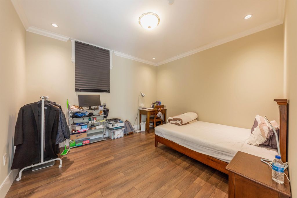 listing image 1106337096455024793