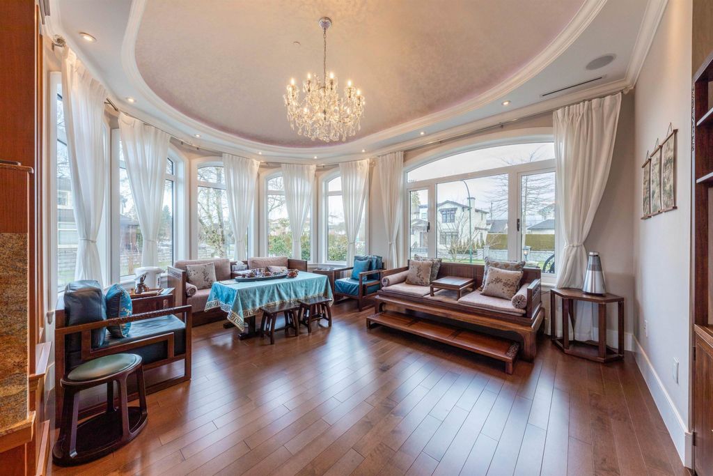 listing image 1105460401598286460