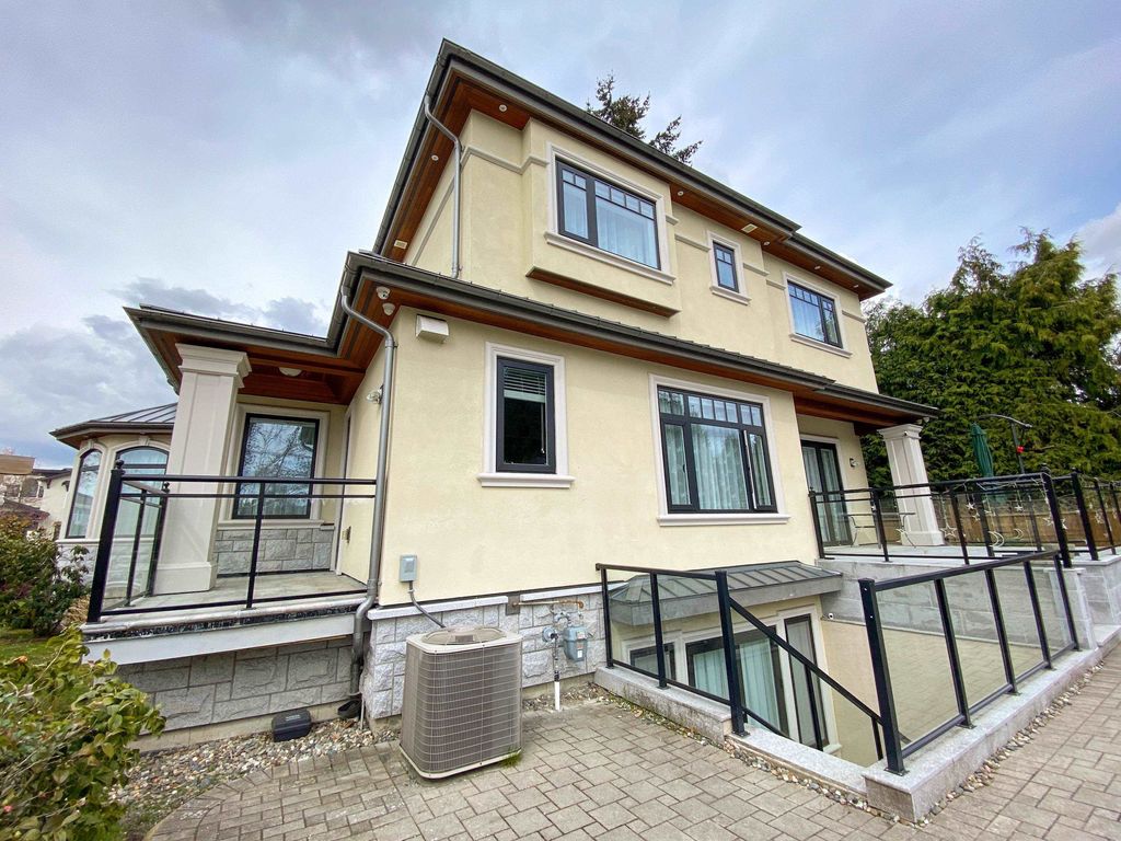 listing image 1101715250646789622