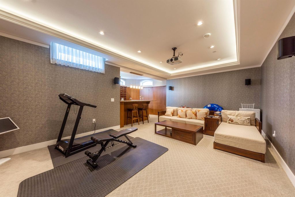 listing image 1100188288076425060