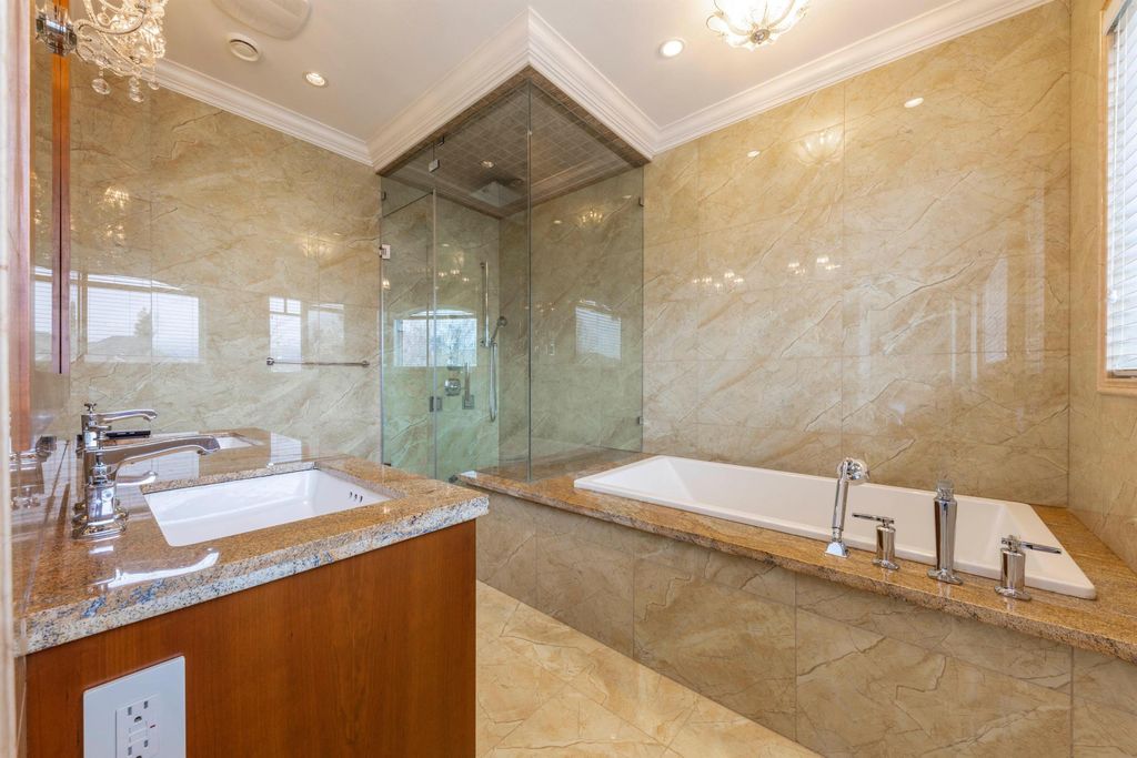 listing image 1103413764595533255