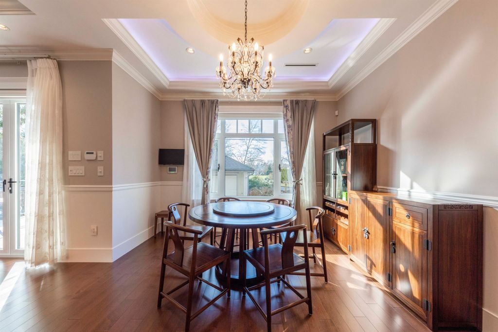 listing image 1106041580843015241