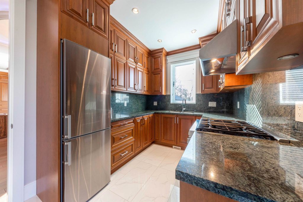 listing image 1103751357787554108