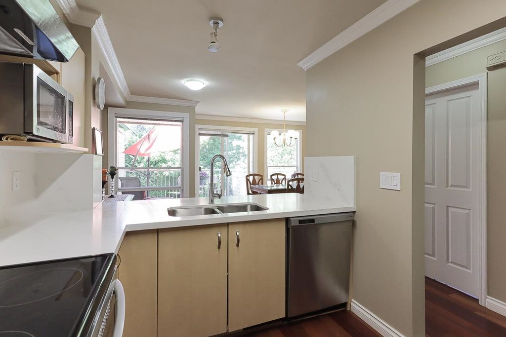 listing image 1101488531414818053