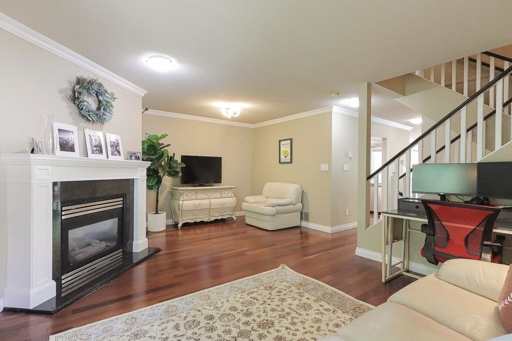listing image 1108106604135720663