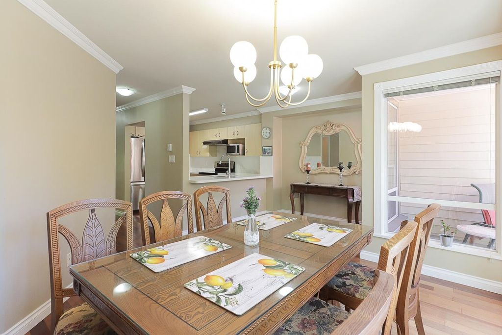 listing image 1103928935380187174
