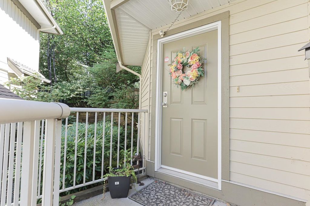listing image 1100641045587680830