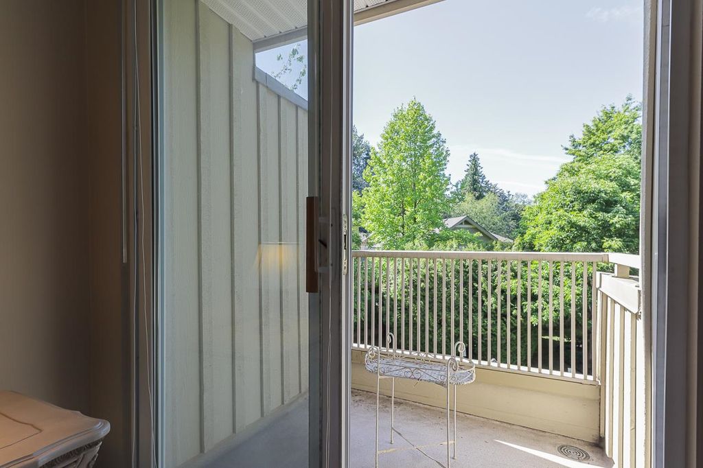 listing image 1107501796741159565