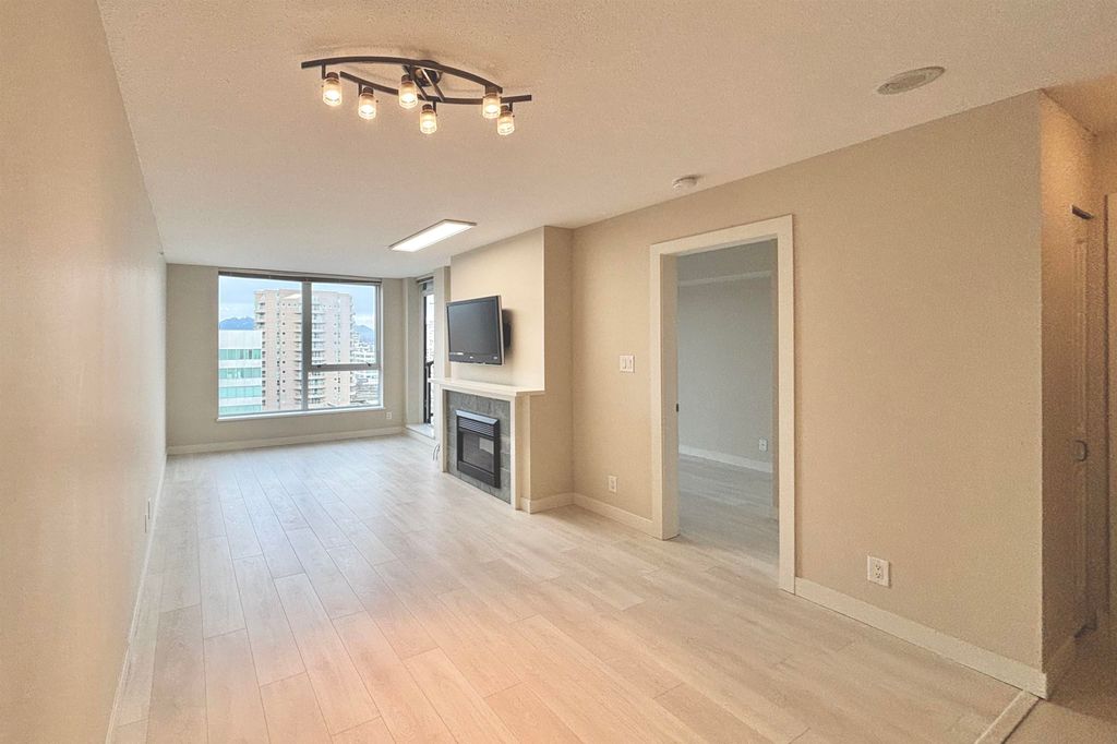 listing image 1102789889060043288