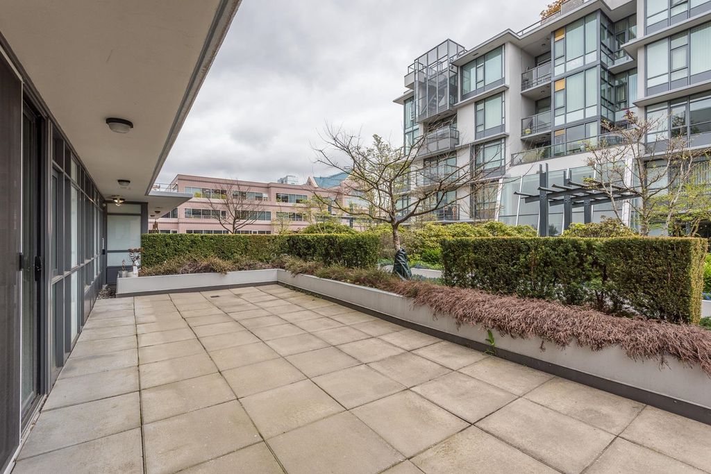 listing image 1101233351924219894