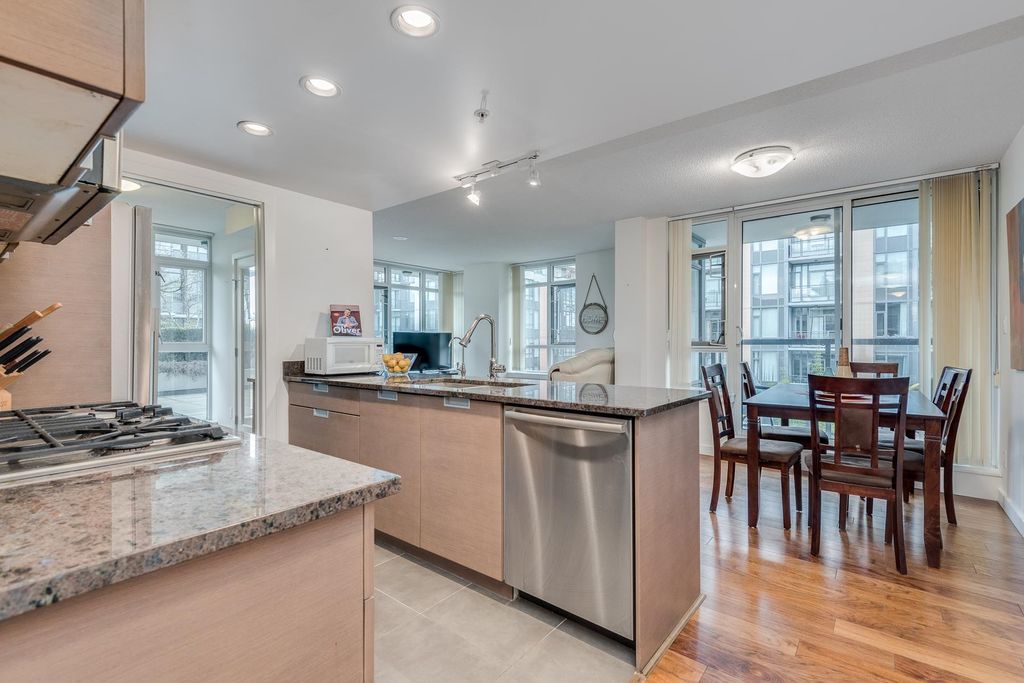 listing image 1100534371867577410